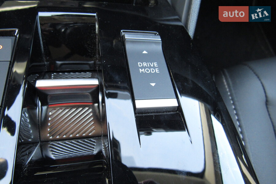 Citroen C4 - фото 16