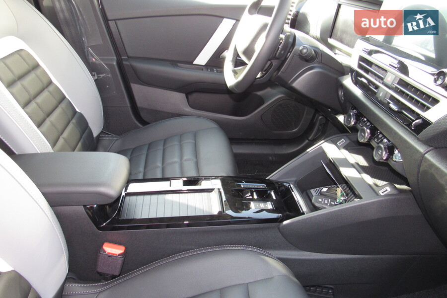 Citroen C4 - фото 24