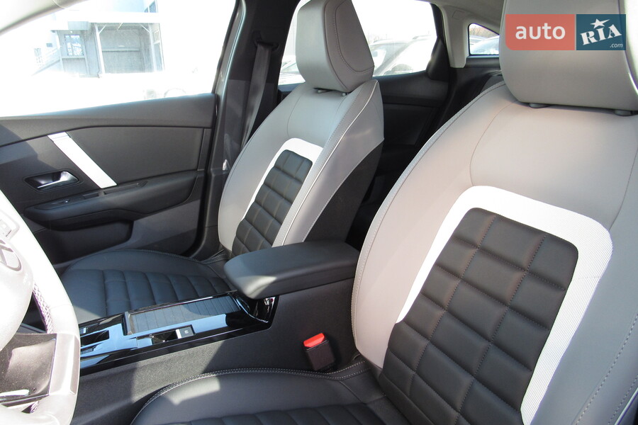 Citroen C4 - фото 29