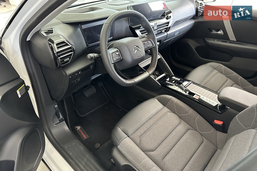 Citroen e-C4 - фото 17
