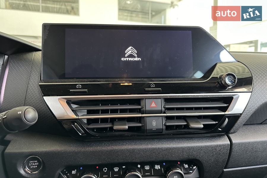 Citroen e-C4 - фото 22