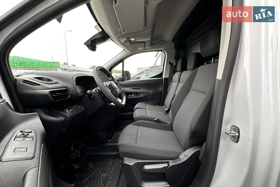 Citroen e-Berlingo - фото 16