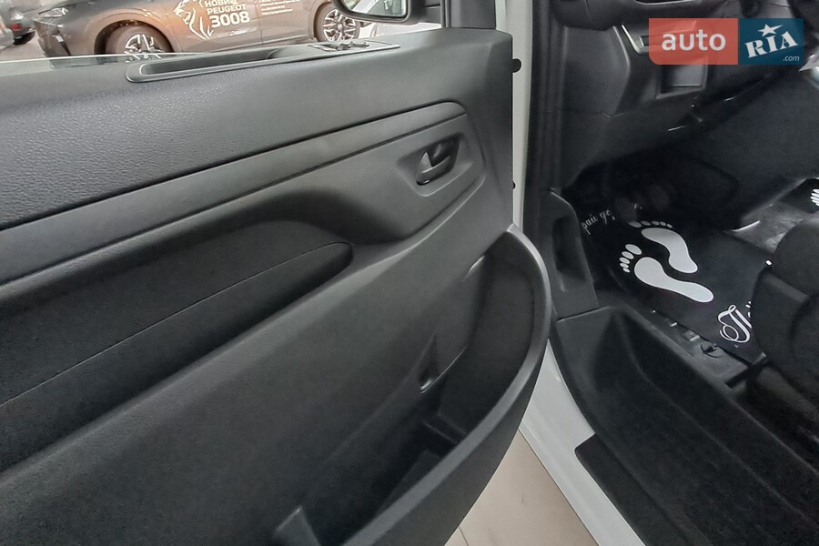 Citroen Jumpy - фото 21