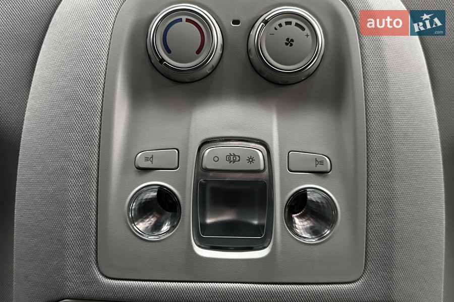 Citroen SpaceTourer - фото 15