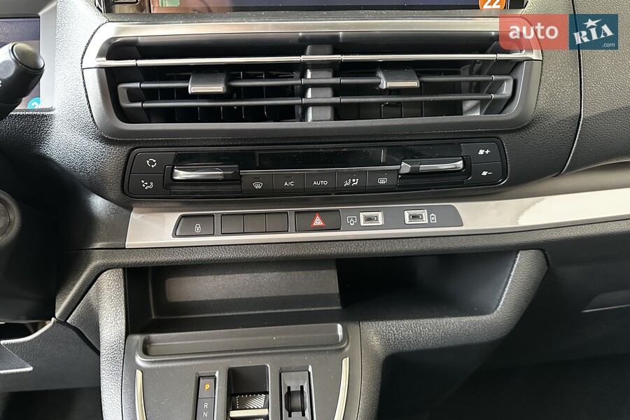 Citroen SpaceTourer - фото 13