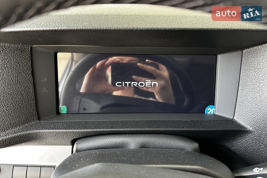 Citroen SpaceTourer - фото 11
