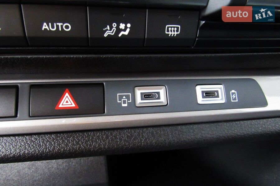 Citroen SpaceTourer - фото 18