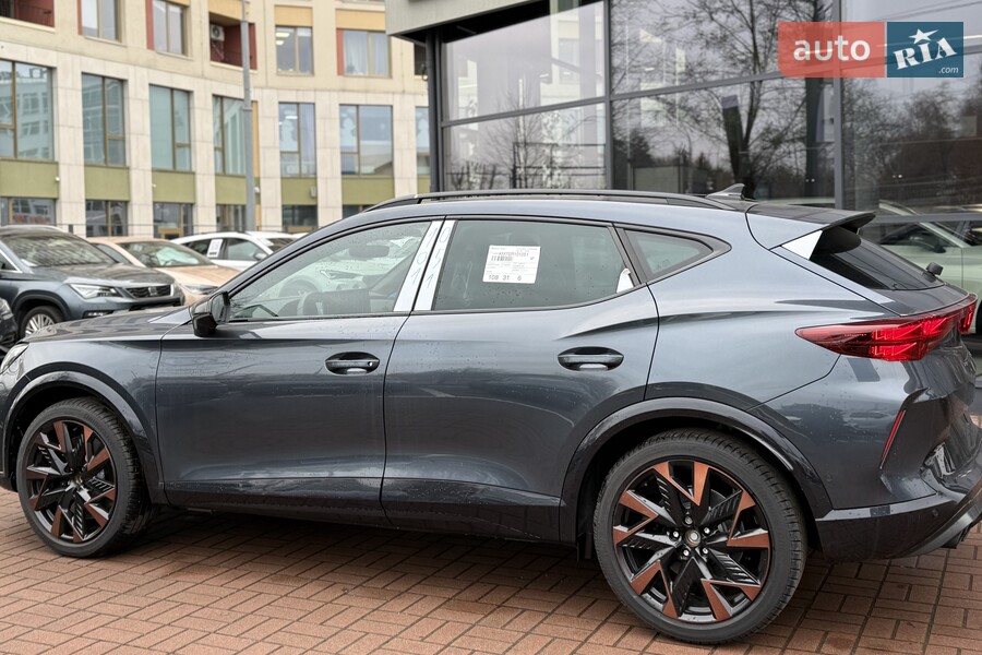 Cupra Formentor - фото 10