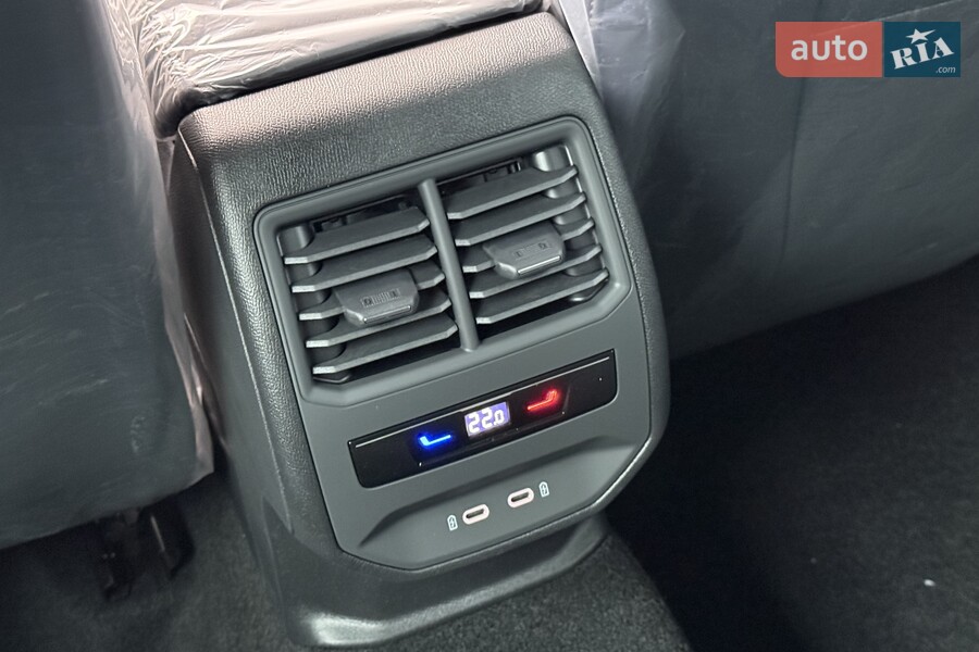 Cupra Formentor - фото 15