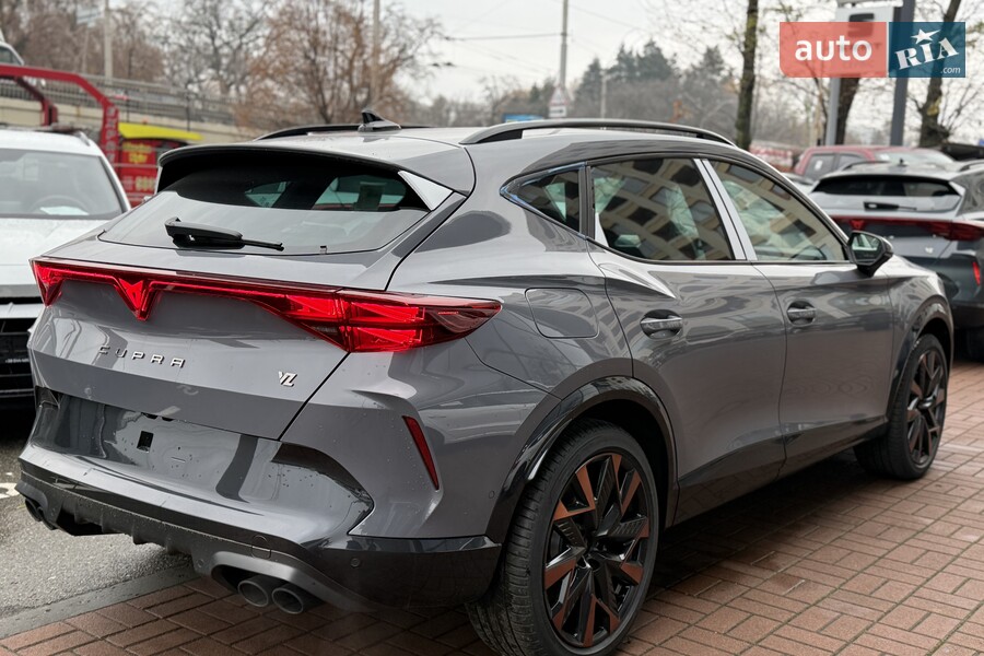 Cupra Formentor - фото 8