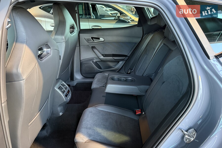 Cupra Formentor - фото 16