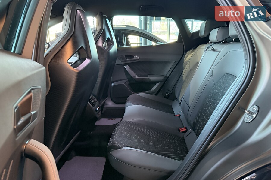 Cupra Formentor - фото 12