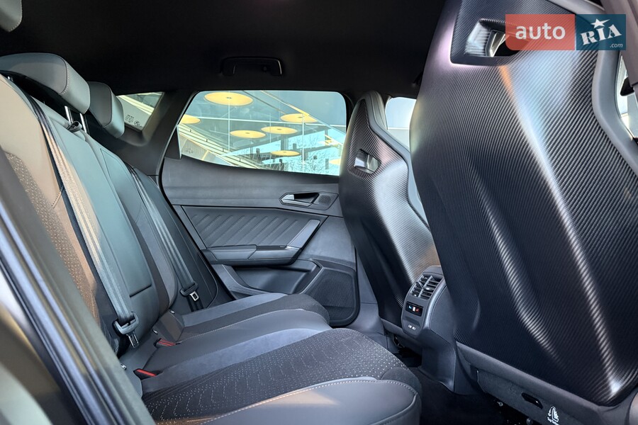 Cupra Formentor - фото 22