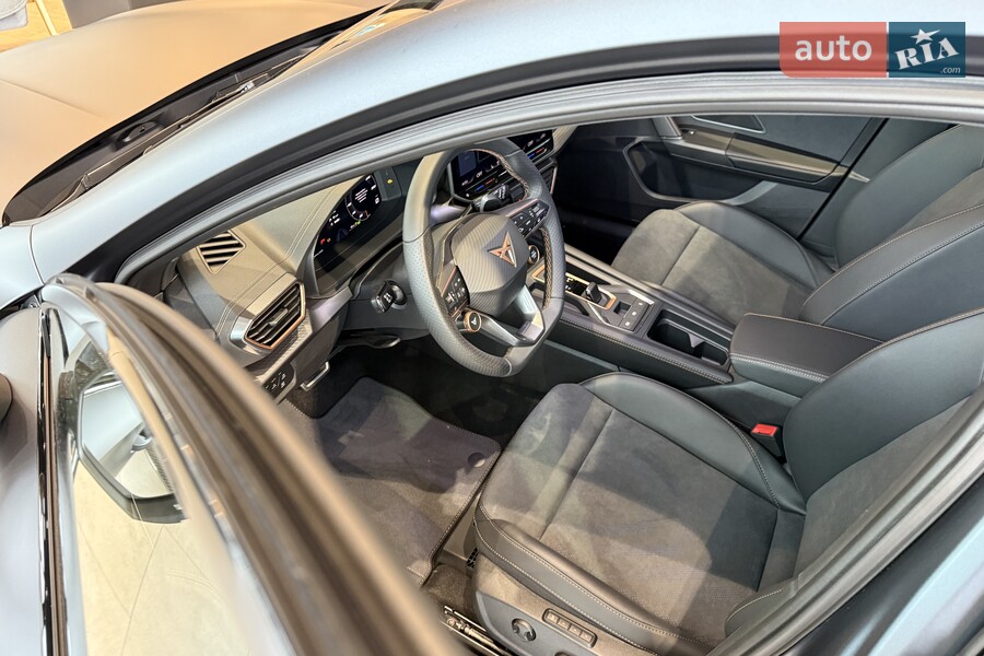 Cupra Formentor - фото 16