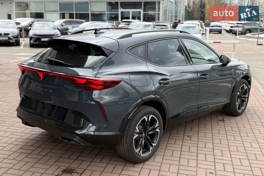 Cupra Formentor - фото 11