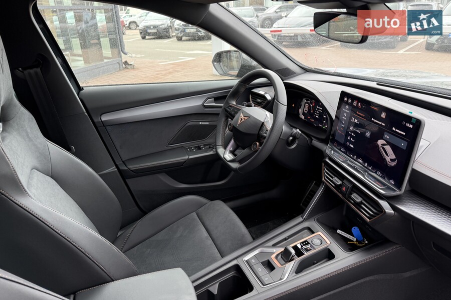 Cupra Formentor - фото 28