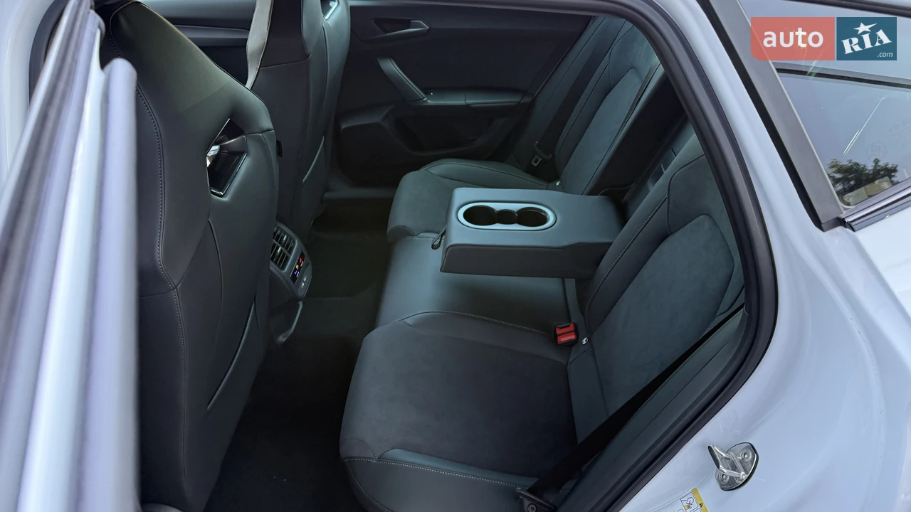 Cupra-30