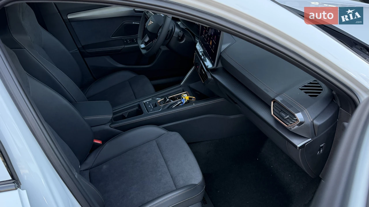 Cupra-49