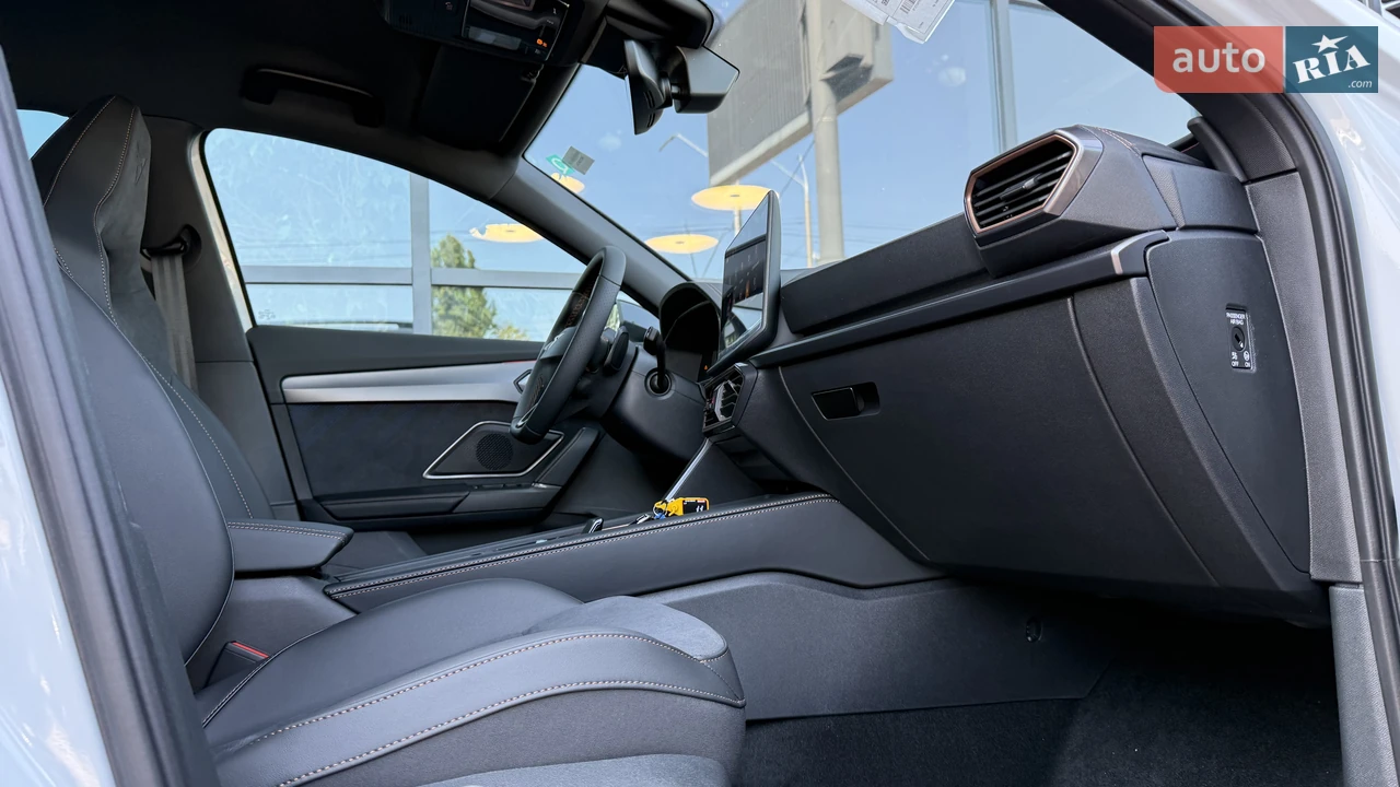 Cupra-35