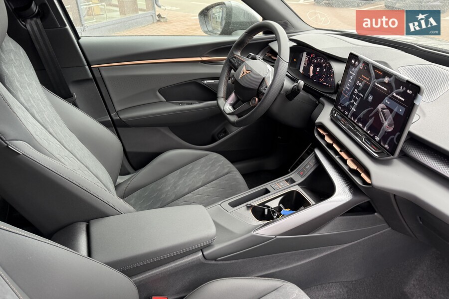 Cupra Terramar - фото 26