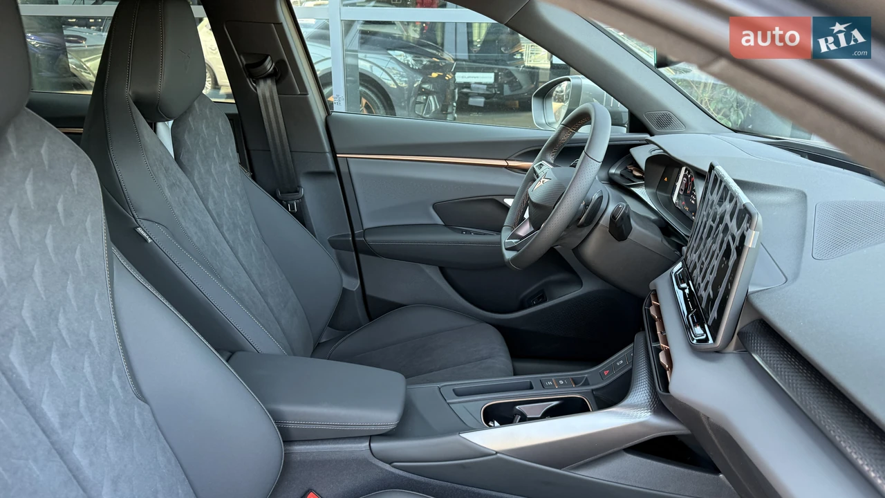 Cupra-48