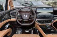 Denza D9 Premium