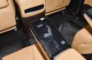 Denza D9 Premium