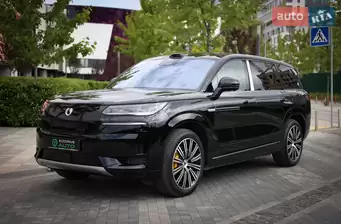 Denza N9