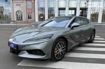 Denza Z9 GT 100 kWh (966 к.с.) AWD 2024