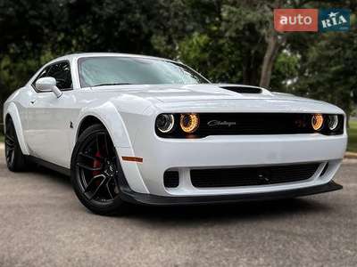 Dodge Challenger 2023 Base 6.4 АТ (470 к.с.)