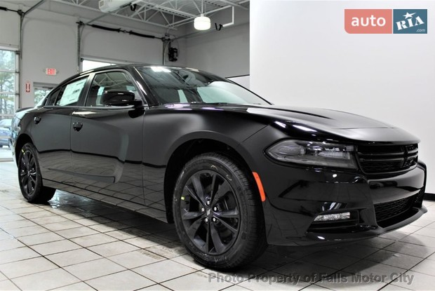 Dodge Charger 3.6 АТ AWD