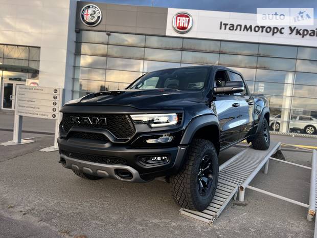 AUTORIA      Dodge RAM 1500 TRX 62 AT 702  4WD  Individual 2023    5300100        