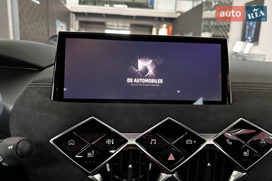 DS 3 e-Tense - фото 23