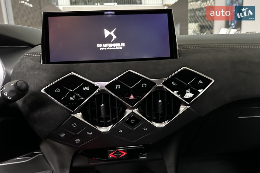 DS 3 e-Tense - фото 22