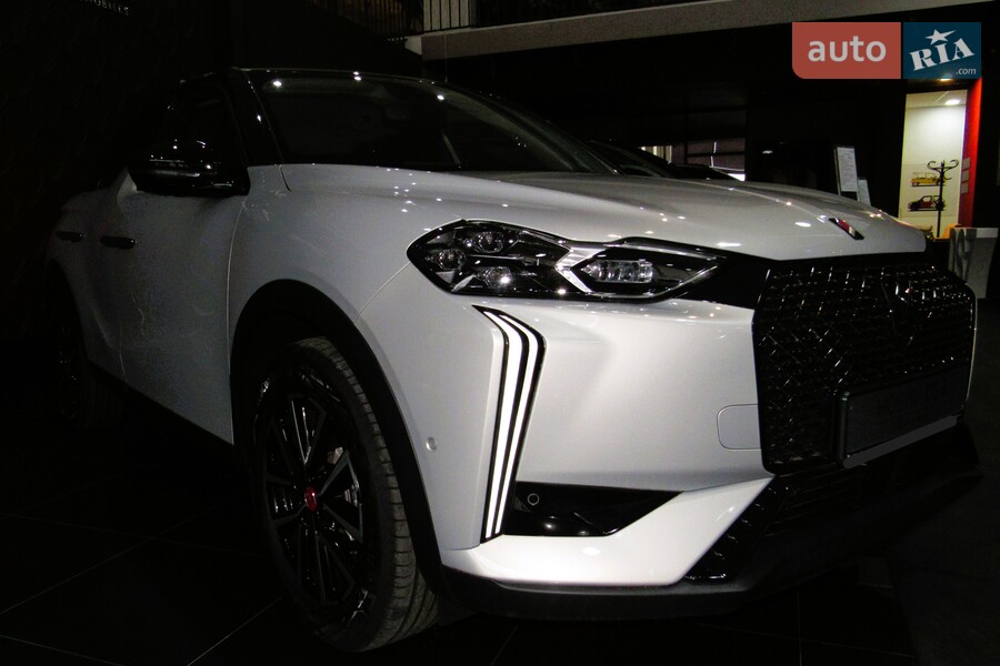 DS 3 e-Tense - фото 3