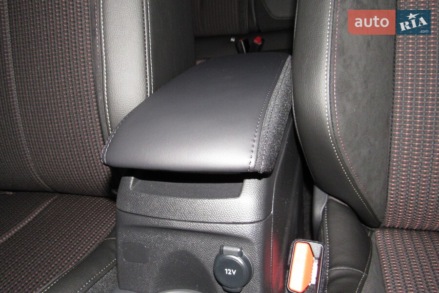 DS 3 e-Tense - фото 14