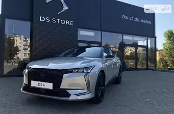 DS 4