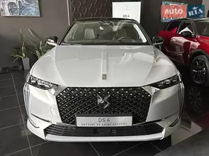 DS 4