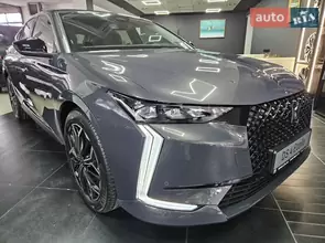 DS 4