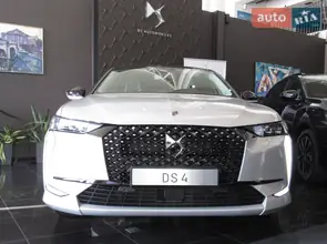 DS 4