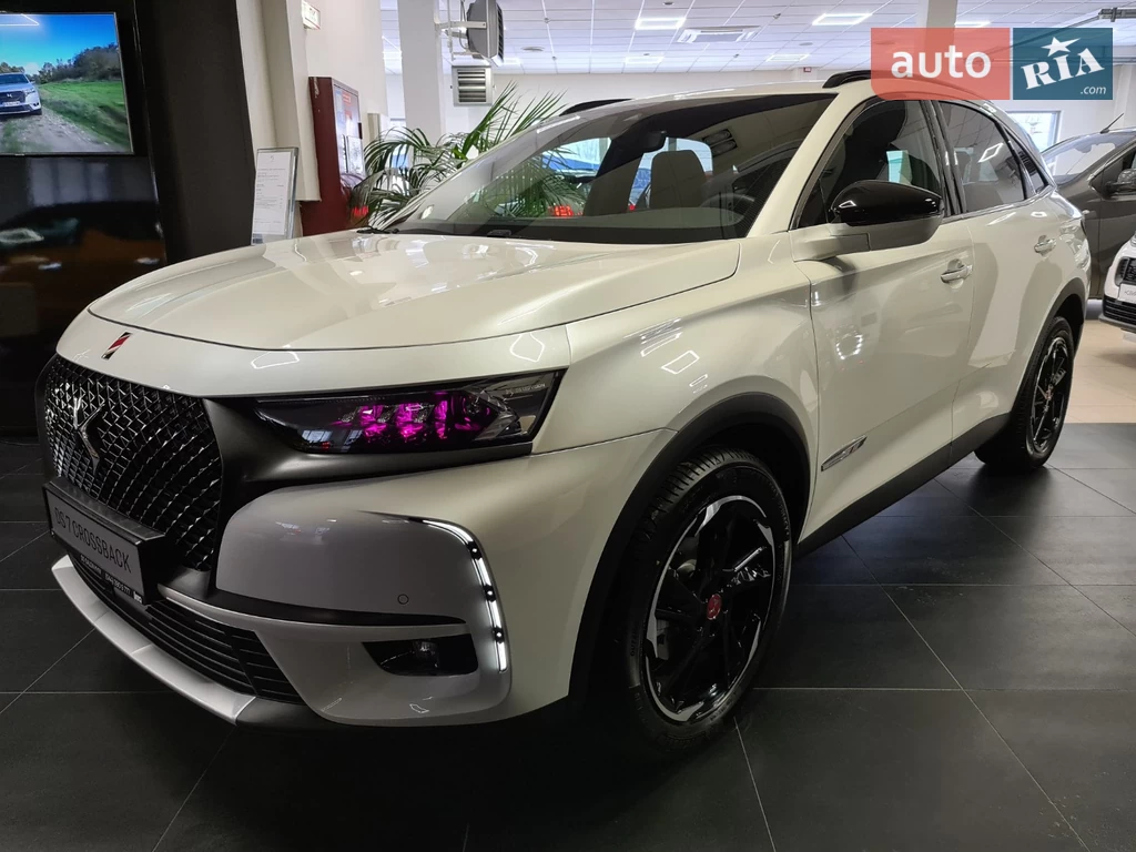 DS 7 Crossback Performance Line