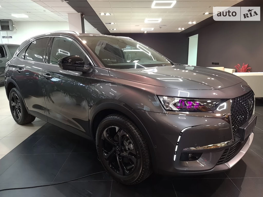 DS 7 Crossback Performance Line