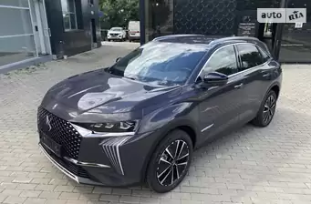 DS 7