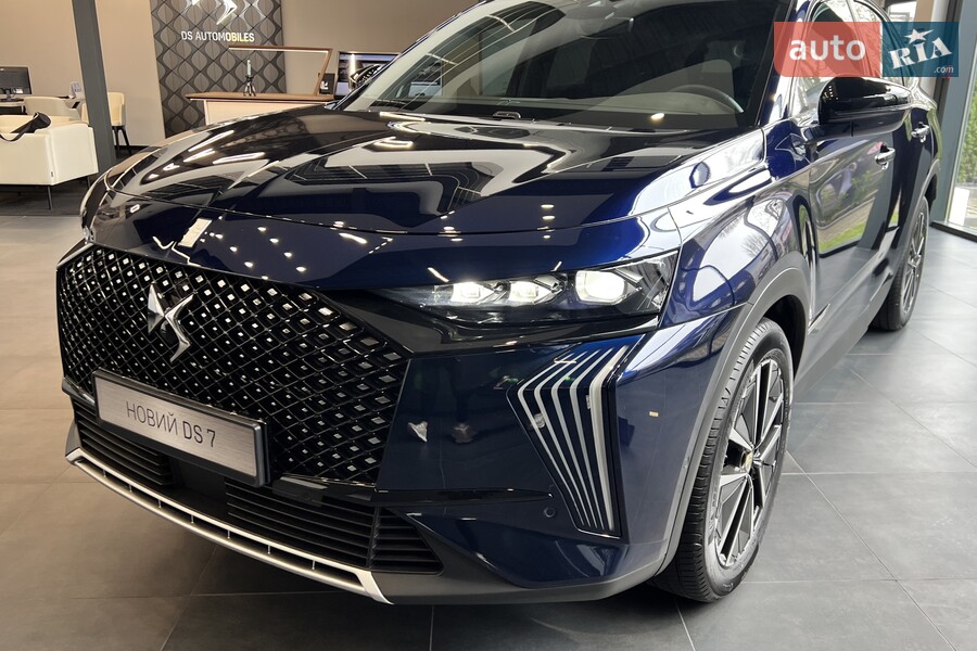 DS 7 - фото 1
