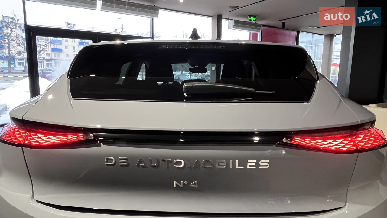 DS-32