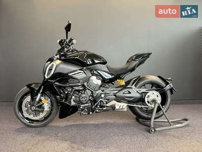 Ducati Diavel V4 1158 2024 Granturismo