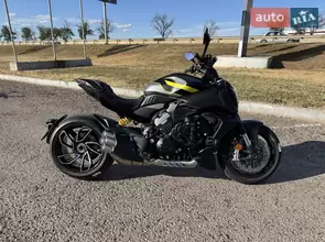 Ducati Diavel V4 1158