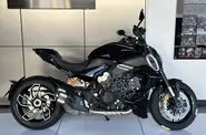 Ducati Diavel V4 1158 Essential