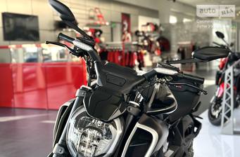 Ducati Diavel 2023 Base