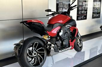 Ducati Diavel 2023 Base